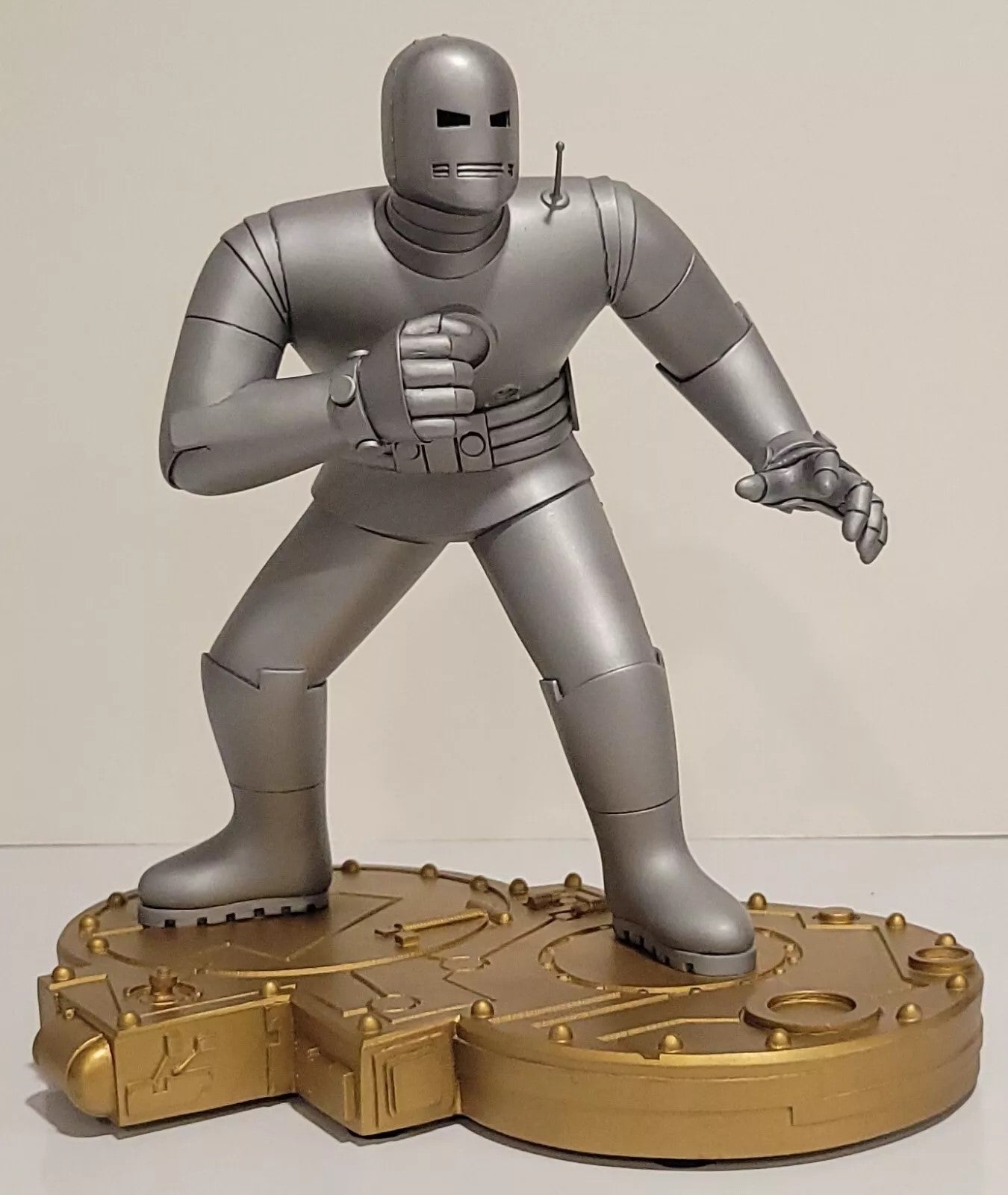 ORIGINAL IRON MAN BOWEN PAINTED STATUE